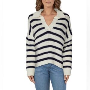 Women’s knit pullover